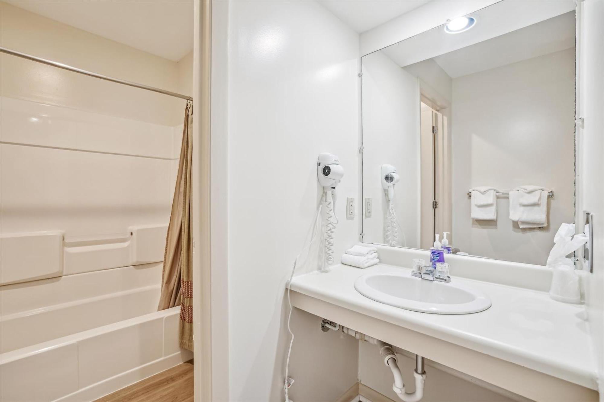 Cedarbrook Queen Studio 107 كيلنغتون المظهر الخارجي الصورة